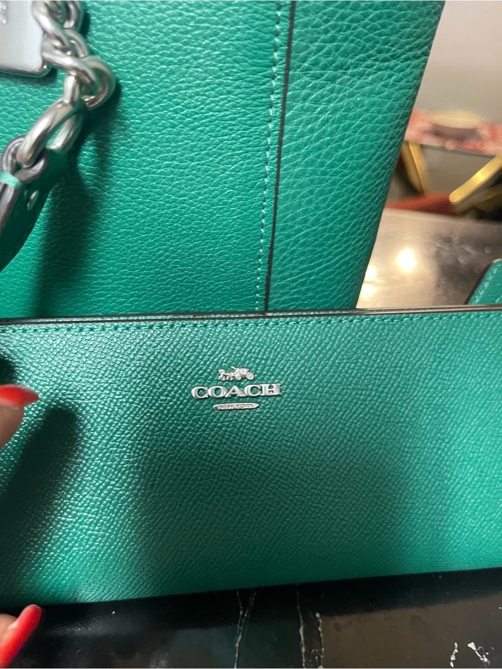 COACH cammie chain tote in  Green Pebbled Leather Tote with Matching Wallet